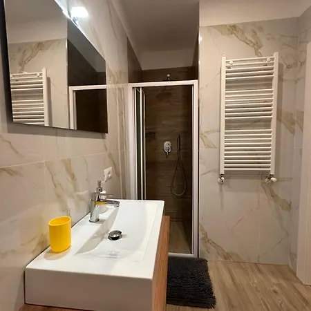 Binario 56 Acomodação com café da manhã Nápoles Exterior foto